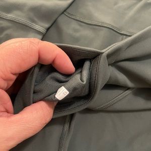 Dark forest classic align shorts 3”